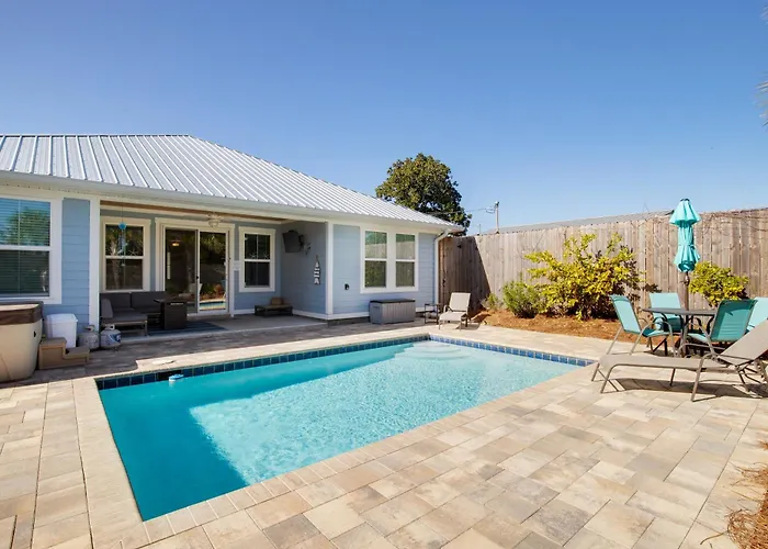Gorgeous 3Bd/25Ba New Home W/ Private Heated Pool Steps From Beach!